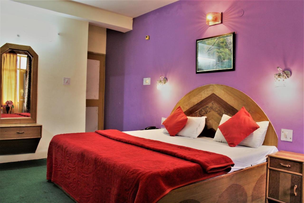 Hotel Ocean Inn Manāli Kültér fotó
